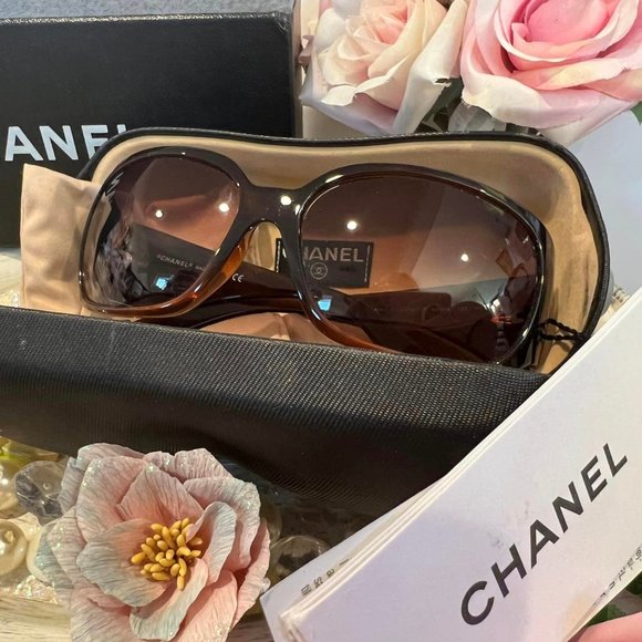 CHANEL Designer Sunglasses - Picture 8 of 13
